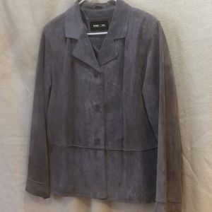 Ladies spade jacket. Dusty purple.